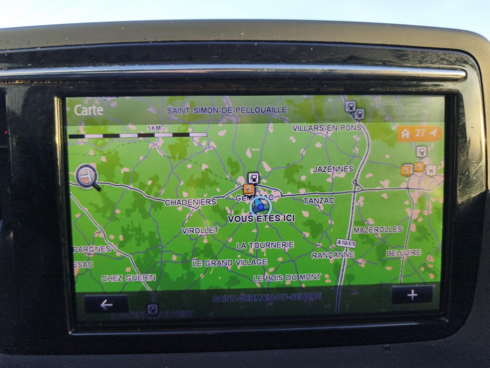 
								RENAULT MEGANE III ESTATE 1.5 dCi 110 Energy eco2 Bose Edition complet									