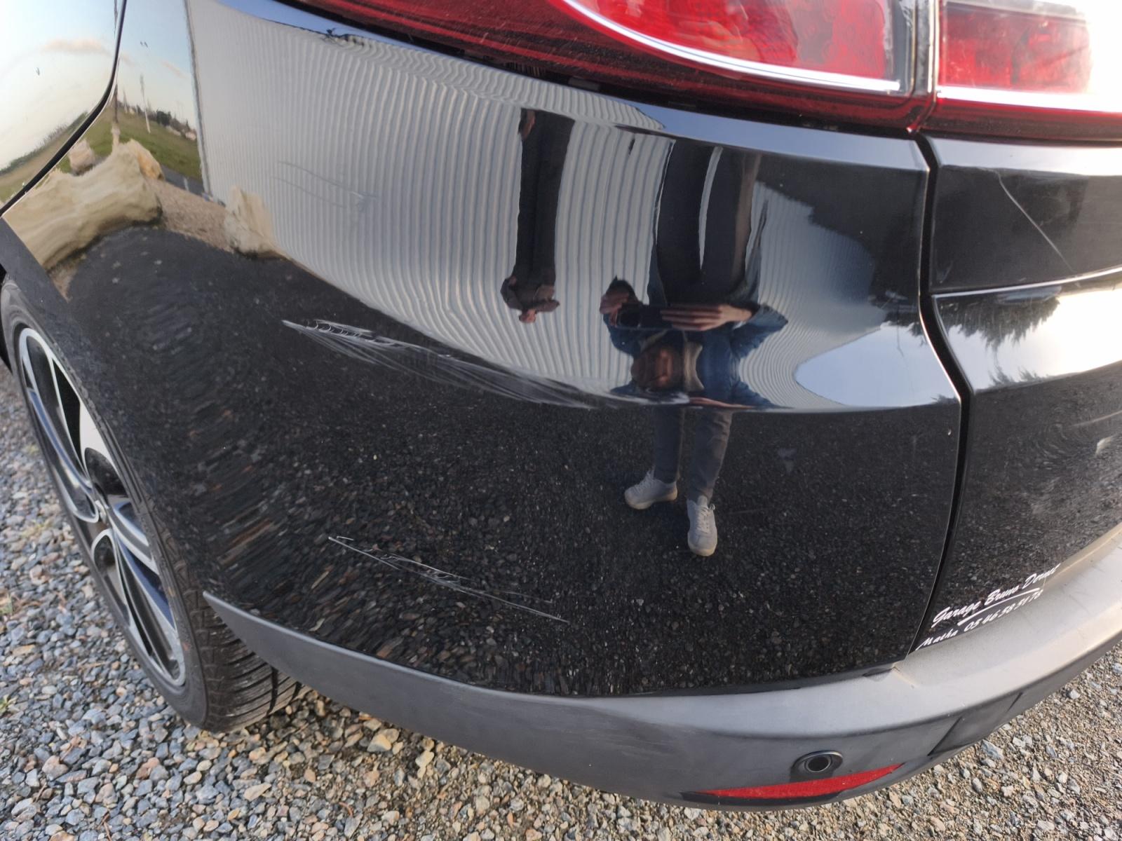 
								RENAULT MEGANE III ESTATE 1.5 dCi 110 Energy eco2 Bose Edition complet									