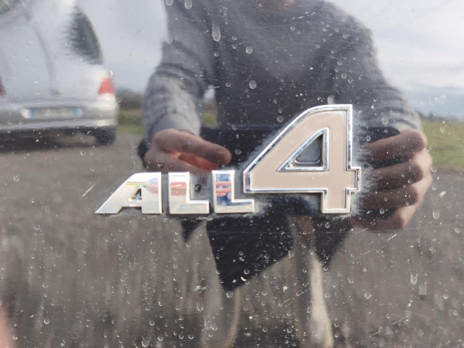 
								MINI CLUBMAN JOHN COOPER WORKS ALL4 – 190 CH – BVA complet									