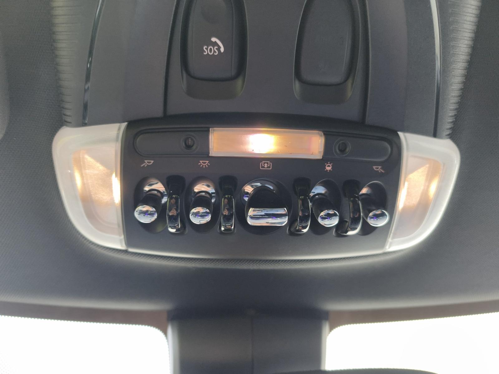 
								MINI CLUBMAN JOHN COOPER WORKS ALL4 – 190 CH – BVA complet									