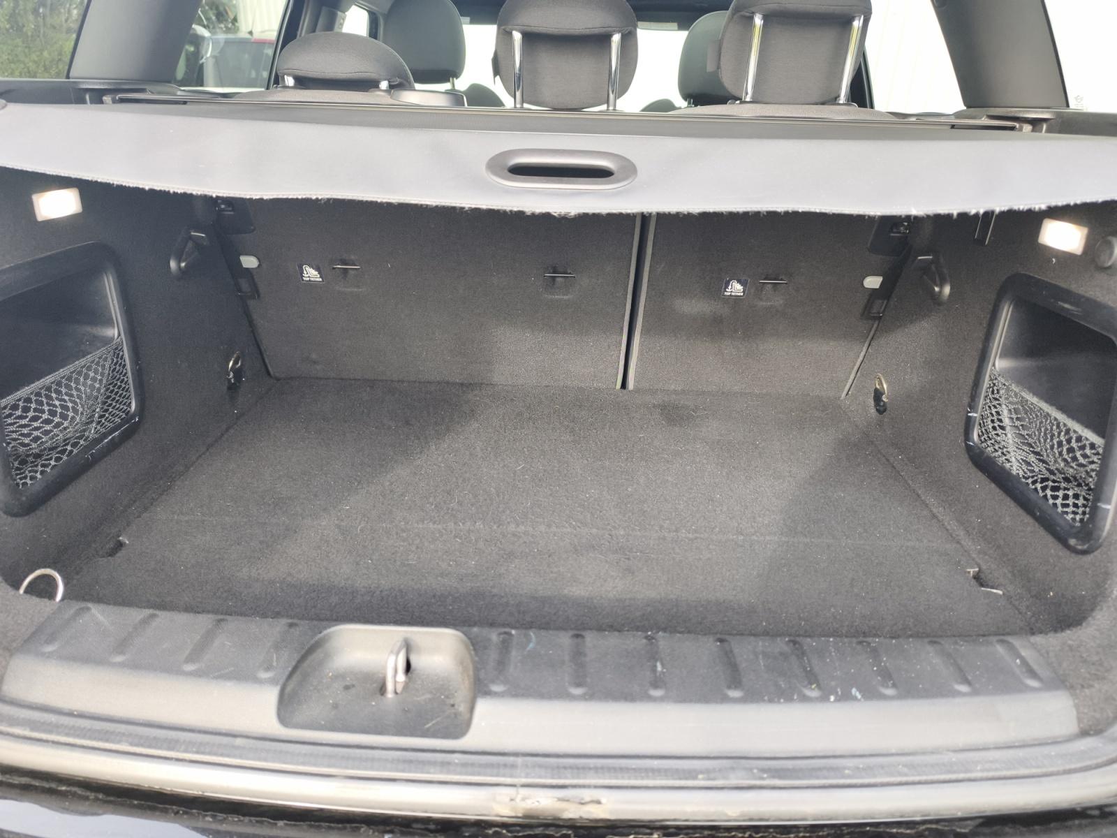 
								MINI CLUBMAN JOHN COOPER WORKS ALL4 – 190 CH – BVA complet									