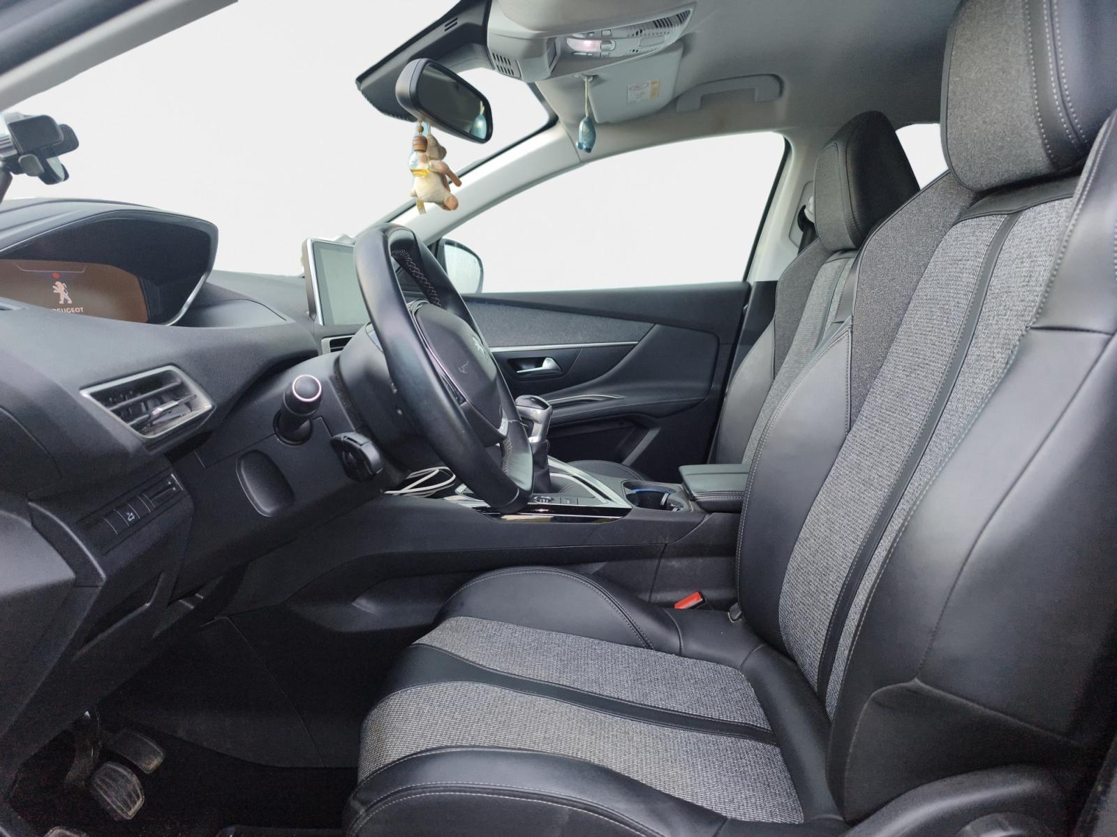 
								PEUGEOT 3008 BlueHDi 130ch S&S BVM6 Allure complet									