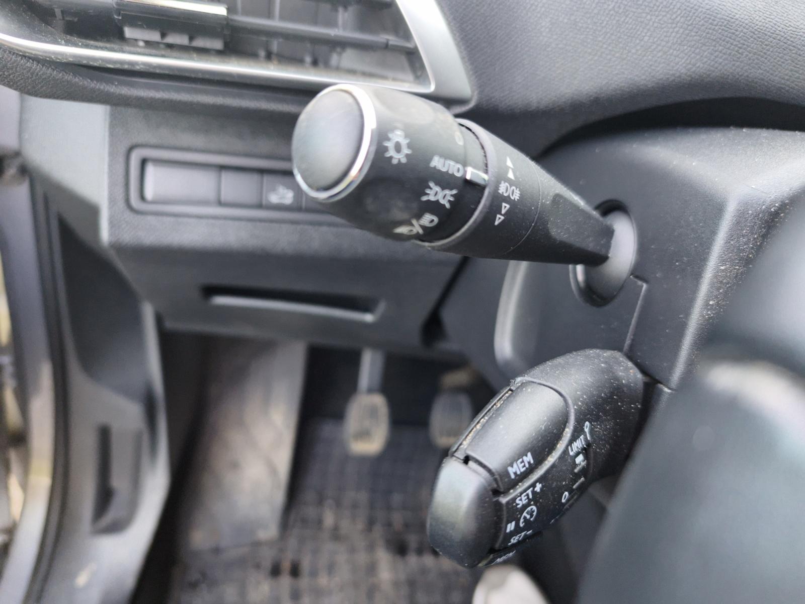 
								PEUGEOT 3008 BlueHDi 130ch S&S BVM6 Allure complet									