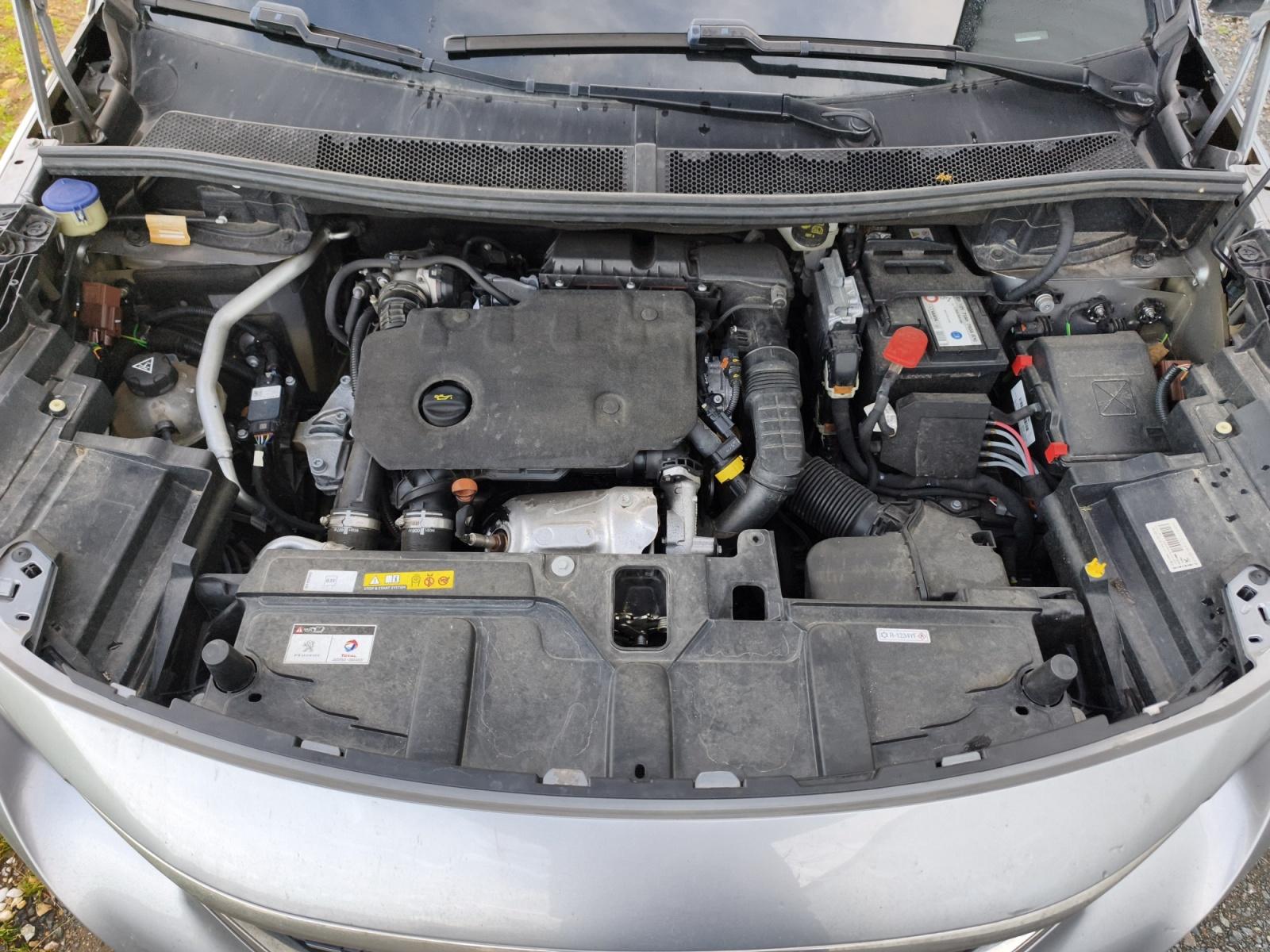 
								PEUGEOT 3008 BlueHDi 130ch S&S BVM6 Allure complet									