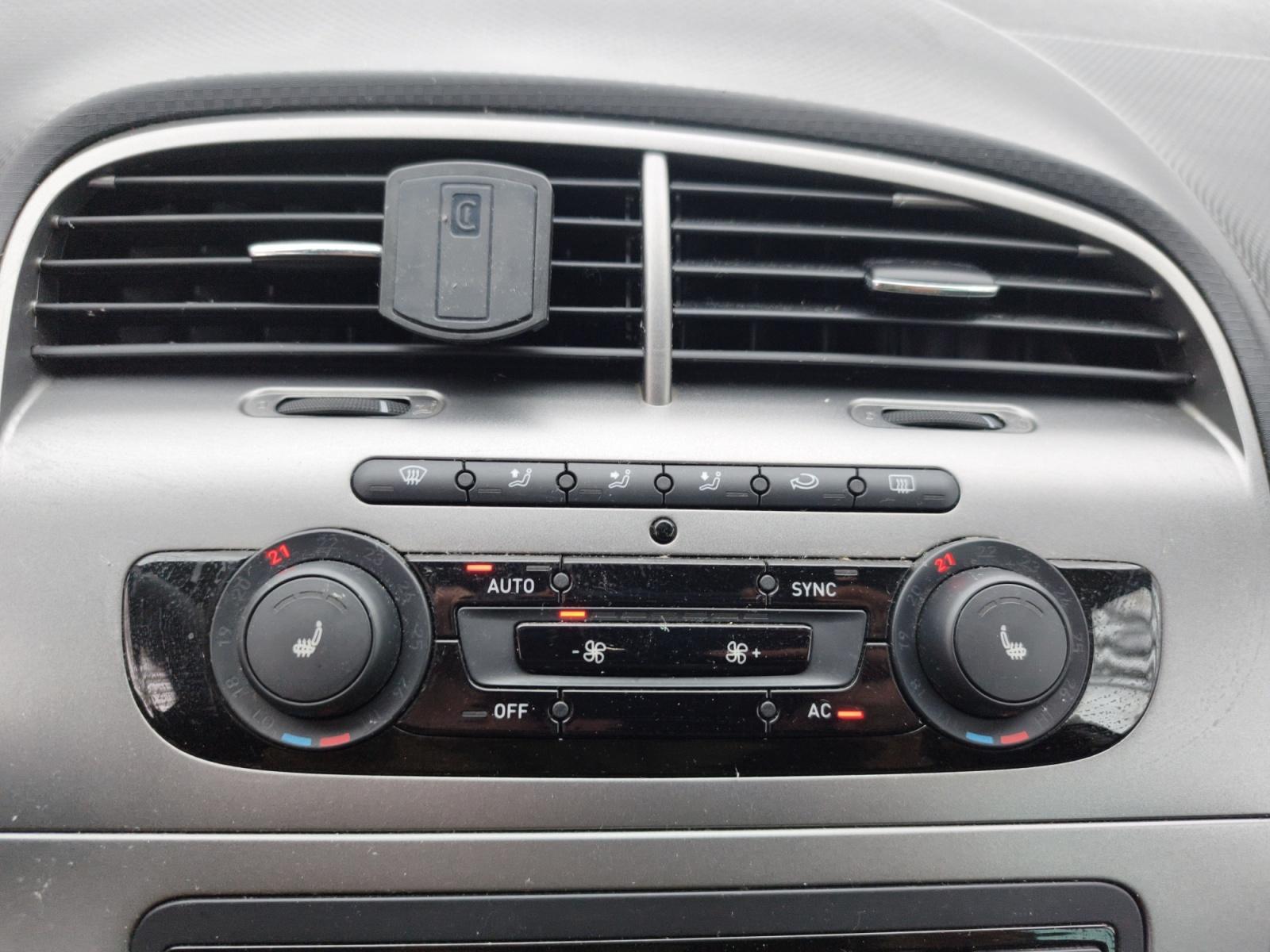 
								SEAT ALTEA XL 1.4 TSI 125CV StartStop 4YOU complet									